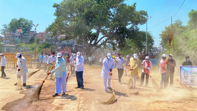 सेवा संकल्प अभियान-” एवं “स्वच्छता ही सेवा-” के तहत नगर परिषद शाहपुर में स्वच्छता कार्यक्रम आयोजित