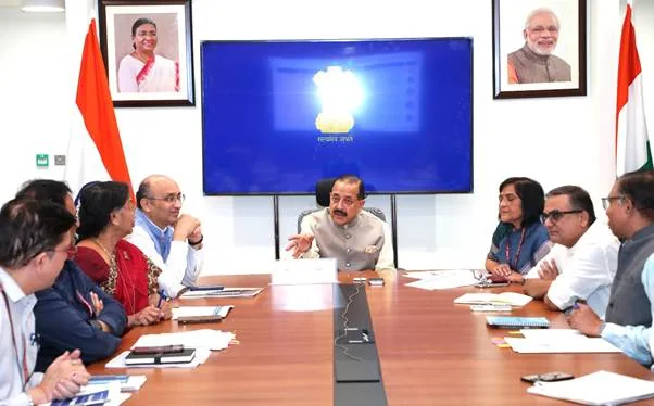 डॉ. जितेंद्र सिंह ने विशेष अभियान 6.0 की तैयारियों की समीक्षा की